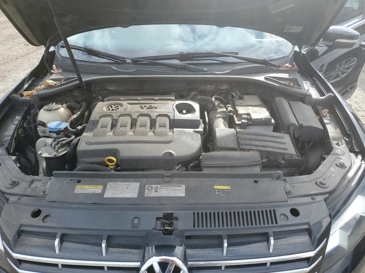 Volkswagen Passat 2015 — 12