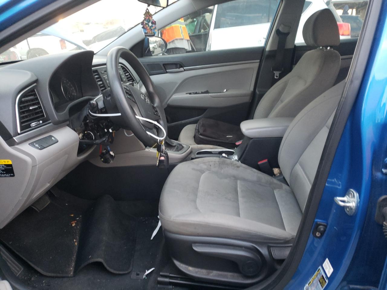 Hyundai Elantra 2017 — 8