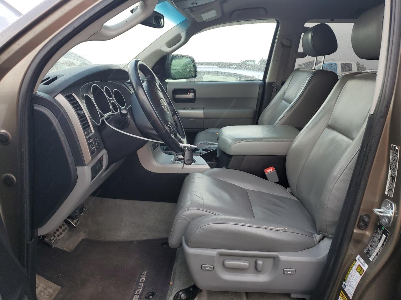 Toyota Sequoia 2008 — 8