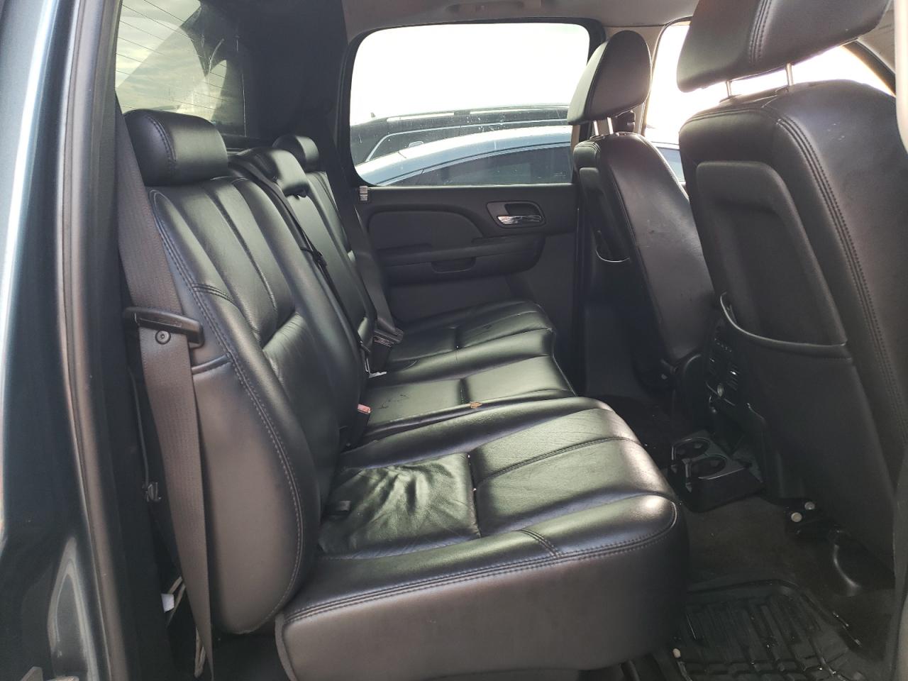 Chevrolet Avalanche 2008 — 11