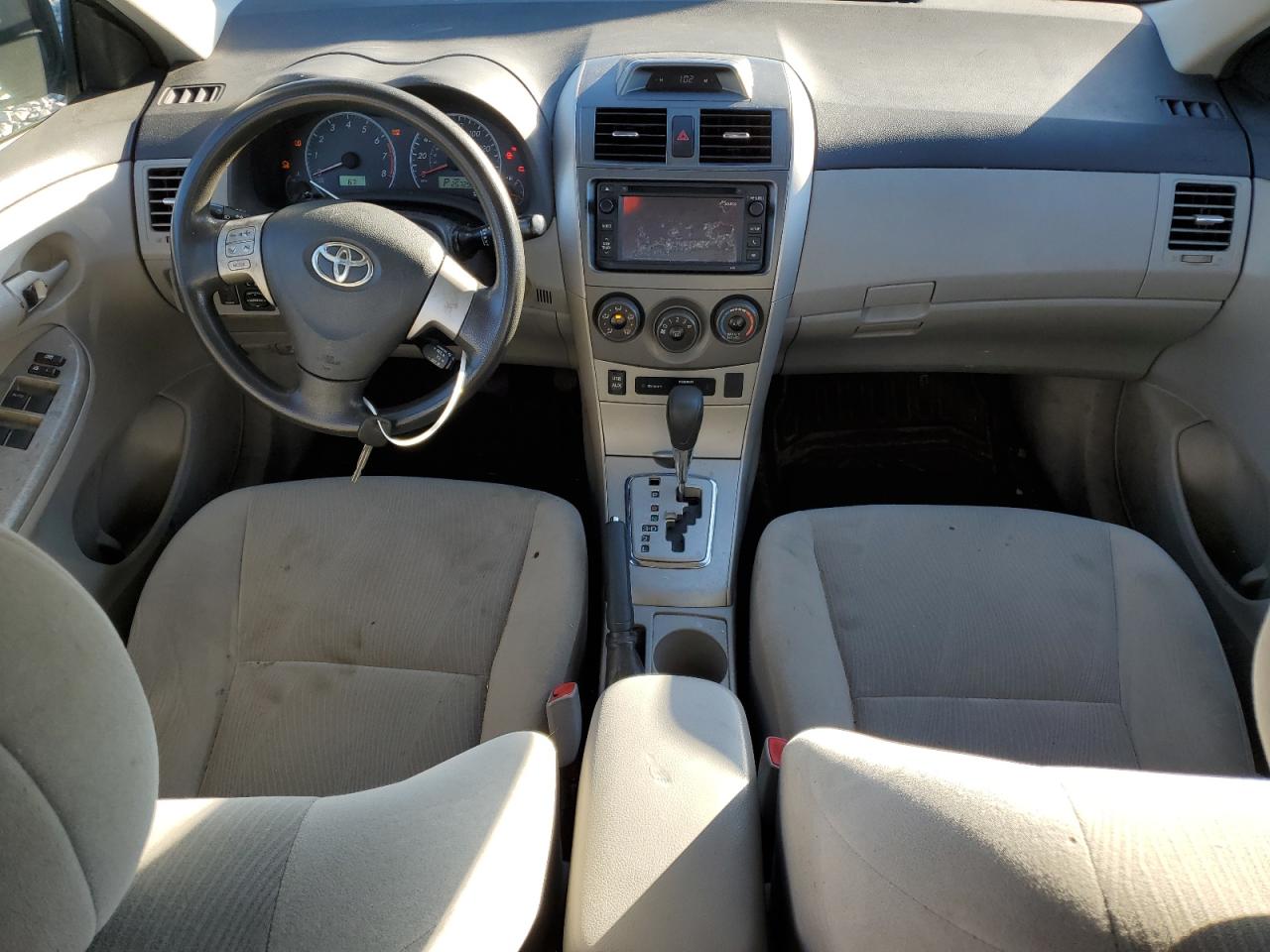 Toyota Corolla 2013 — 9