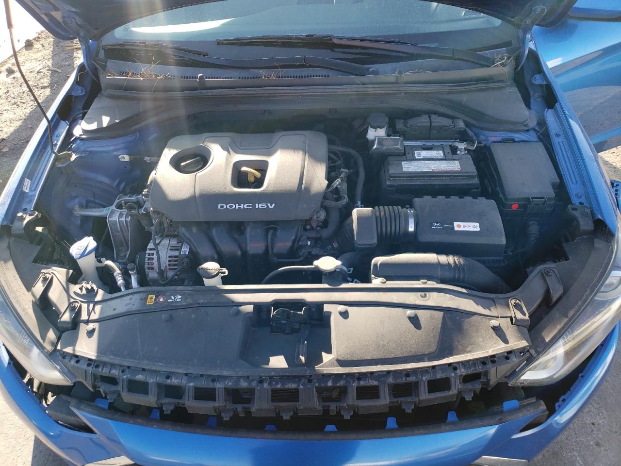 Hyundai Elantra 2018 — 12