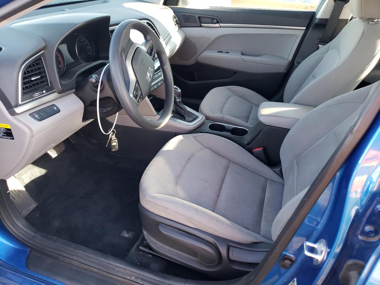 Hyundai Elantra 2018 — 8