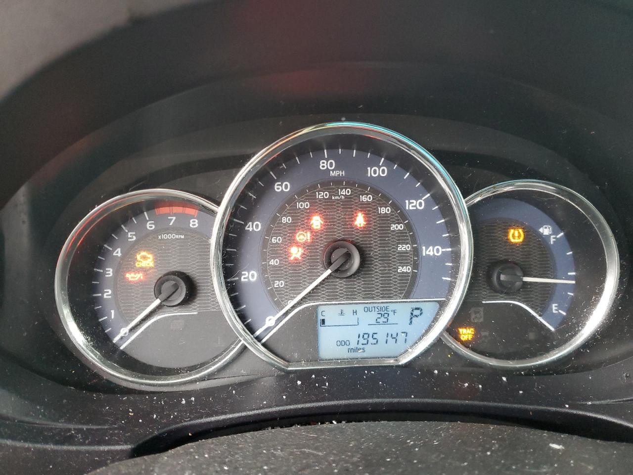 Toyota Corolla 2014 — 10