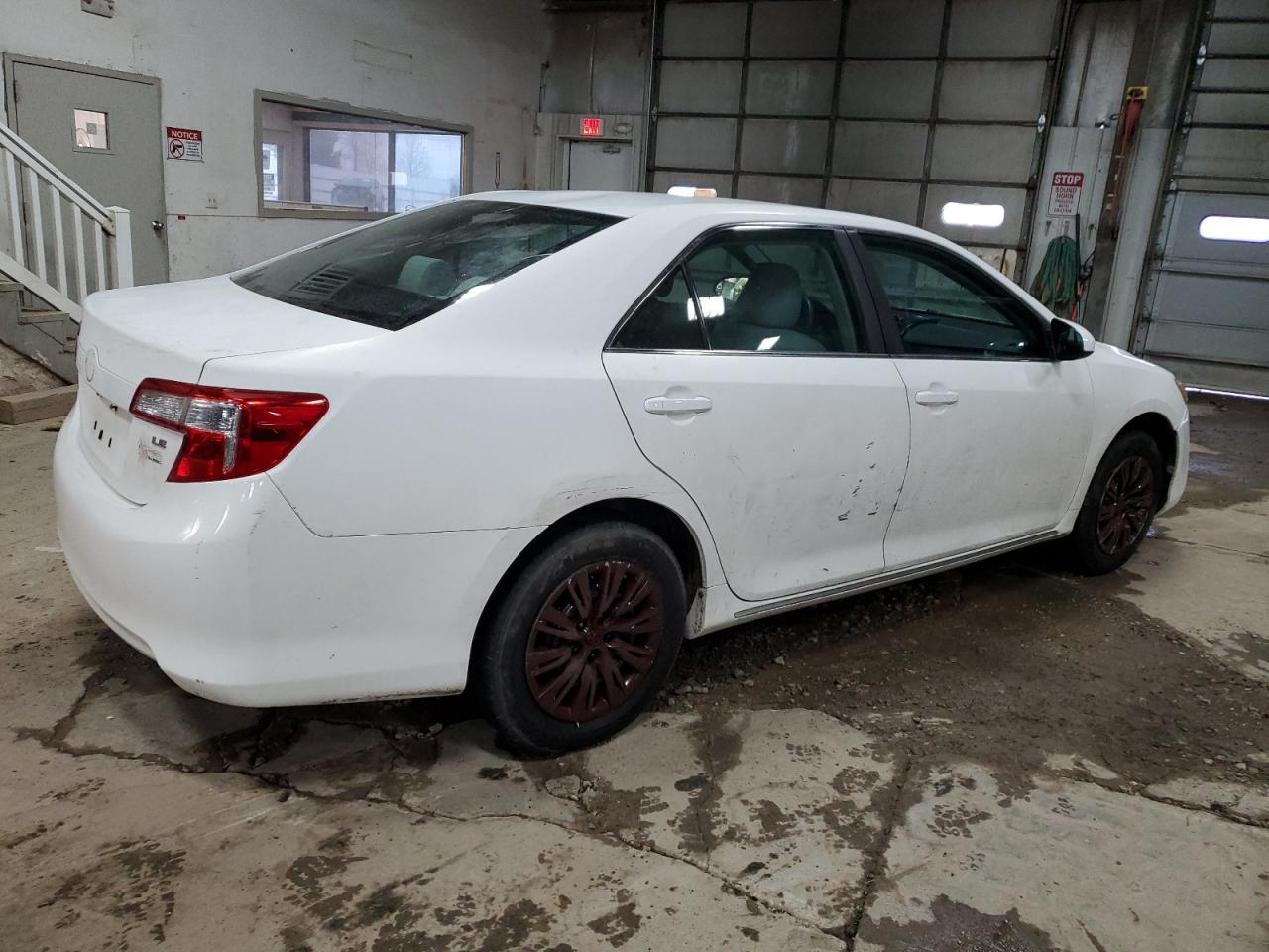 Toyota Camry 2012 — 4