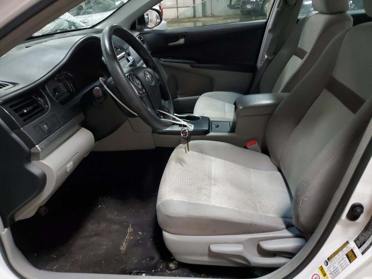 Toyota Camry 2012 — 8