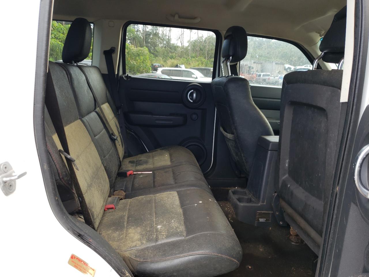 Dodge Nitro 2011 — 11