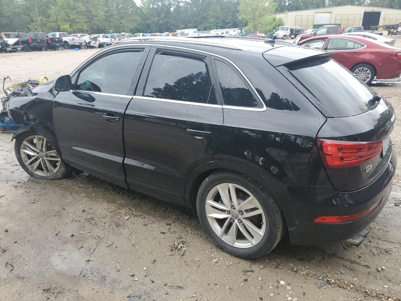 Audi Q3 2016 — 3