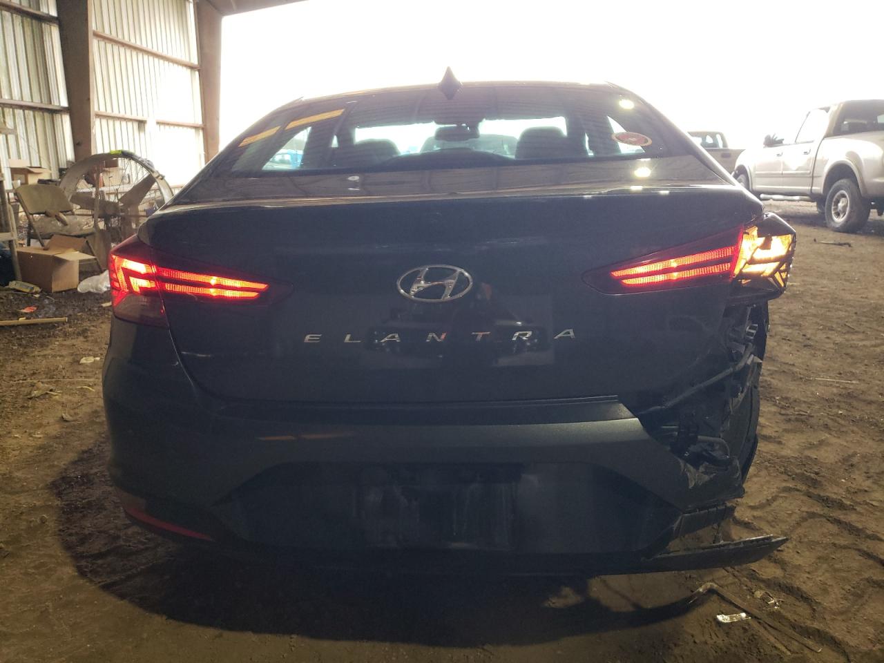 Hyundai Elantra 2020 — 7