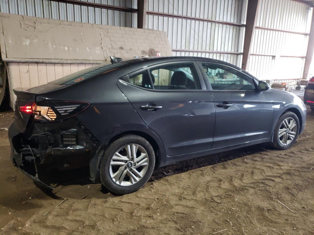 Hyundai Elantra 2020 — 4