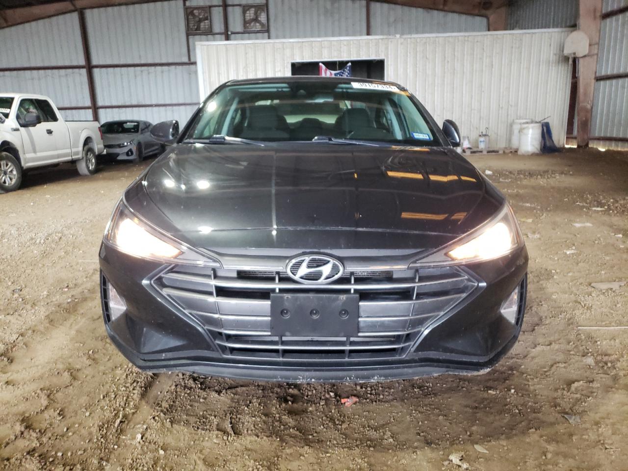 Hyundai Elantra 2020 — 6