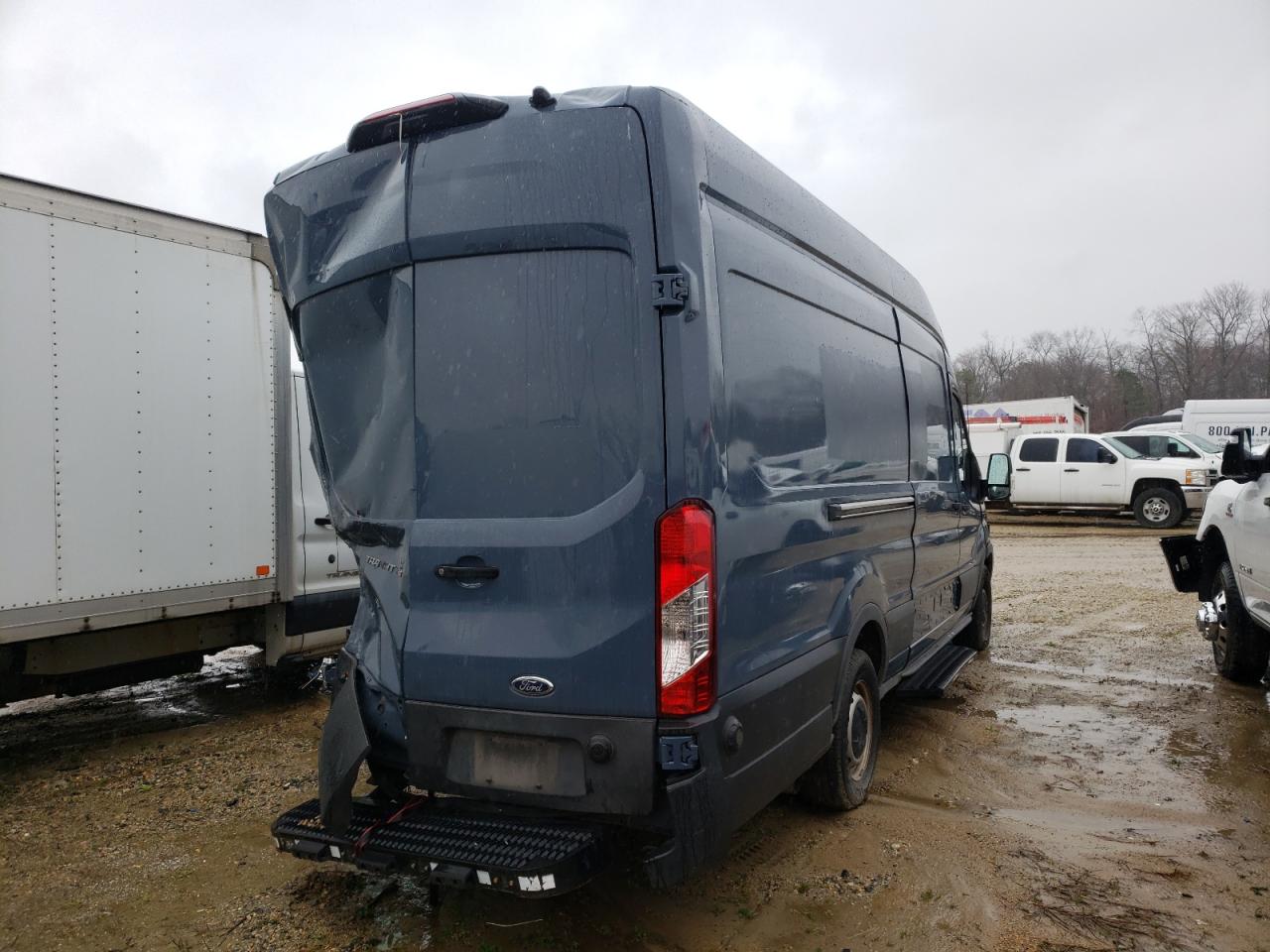 FORD TRANSIT 2020 — 4