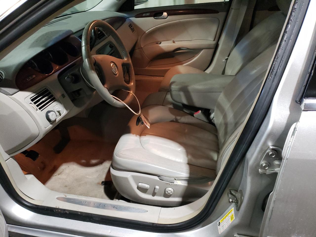 Buick Lucerne 2009 — 8
