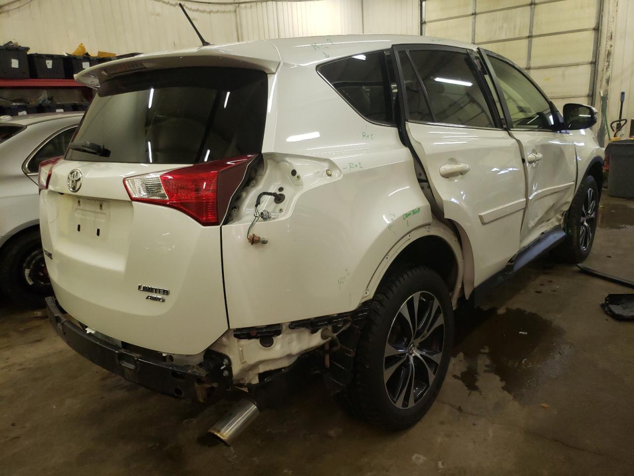 Toyota RAV4 2015 — 4