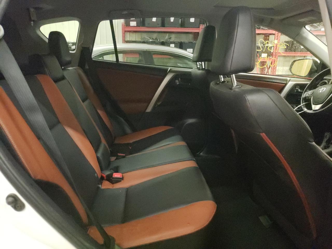 Toyota RAV4 2015 — 6