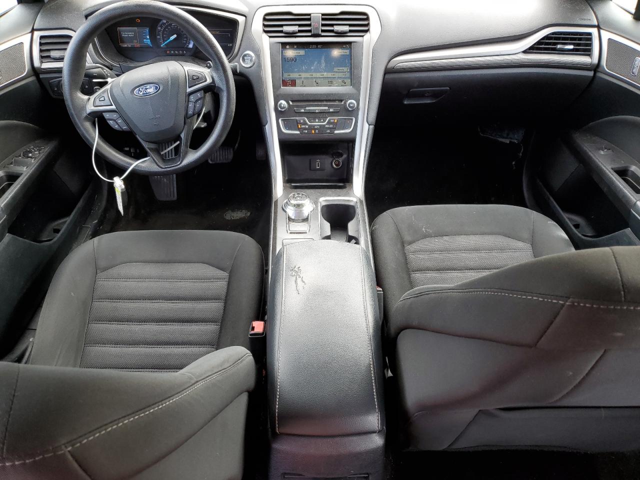 Ford Fusion 2018 — 9