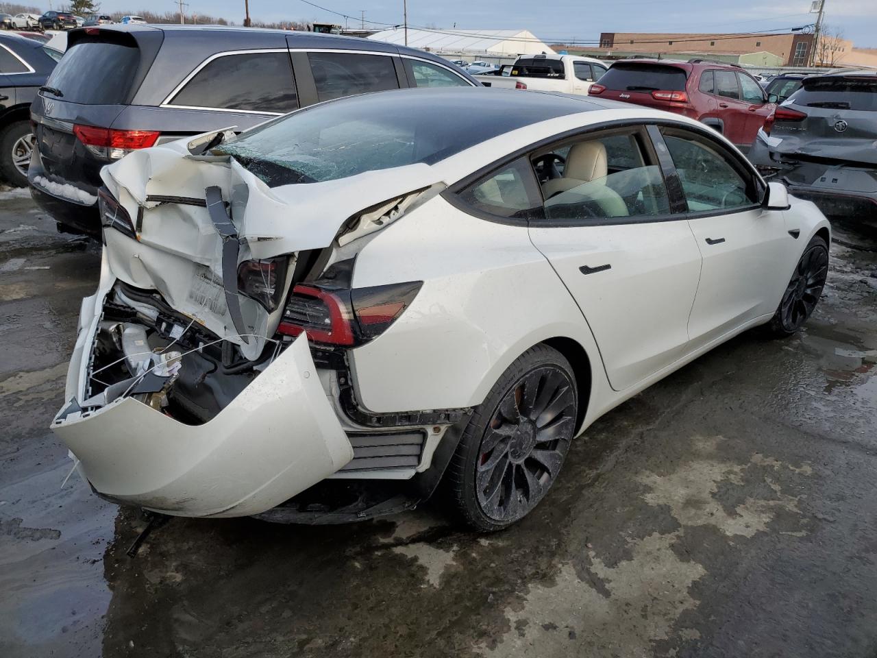 Tesla Model 3 2022 — 4