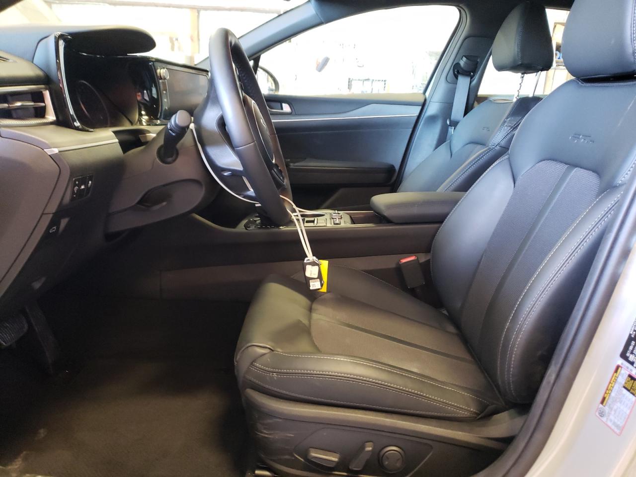 Kia K5 2024 — 8