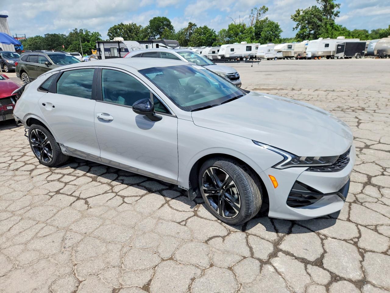 2024 KIA K5 GT LINE