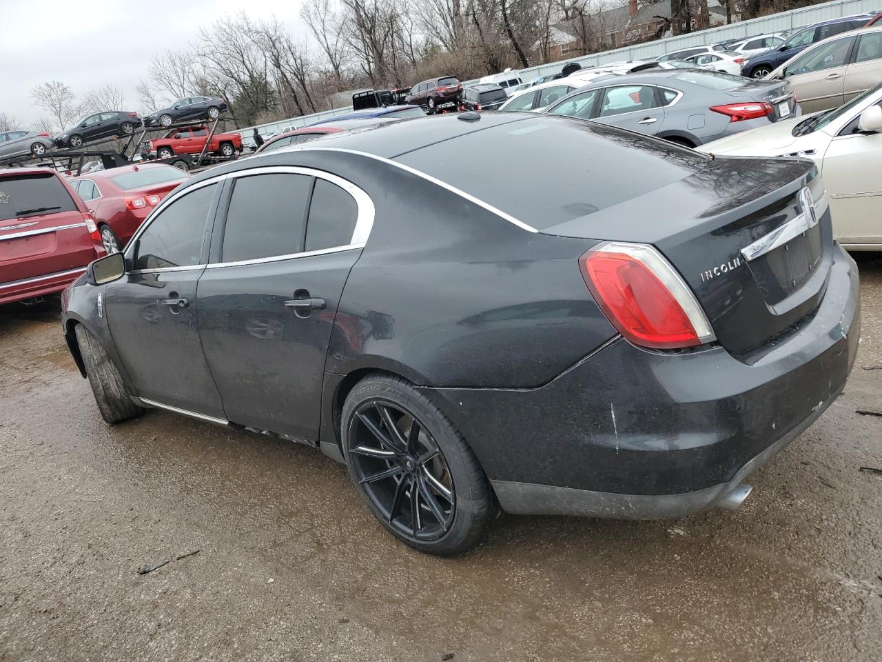 Lincoln MKS 2010 — 3