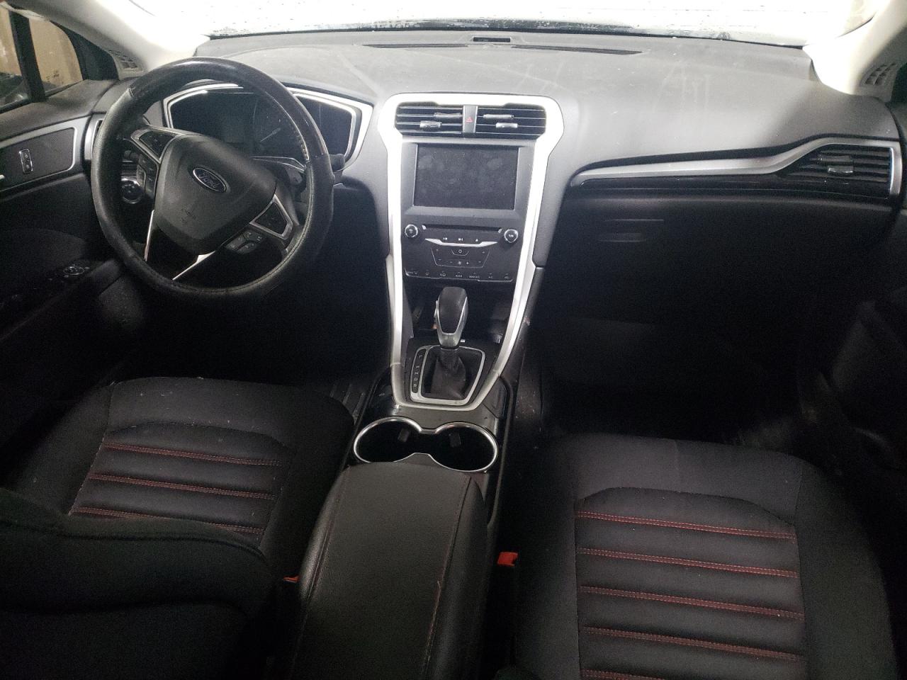 Ford Fusion 2015 — 9