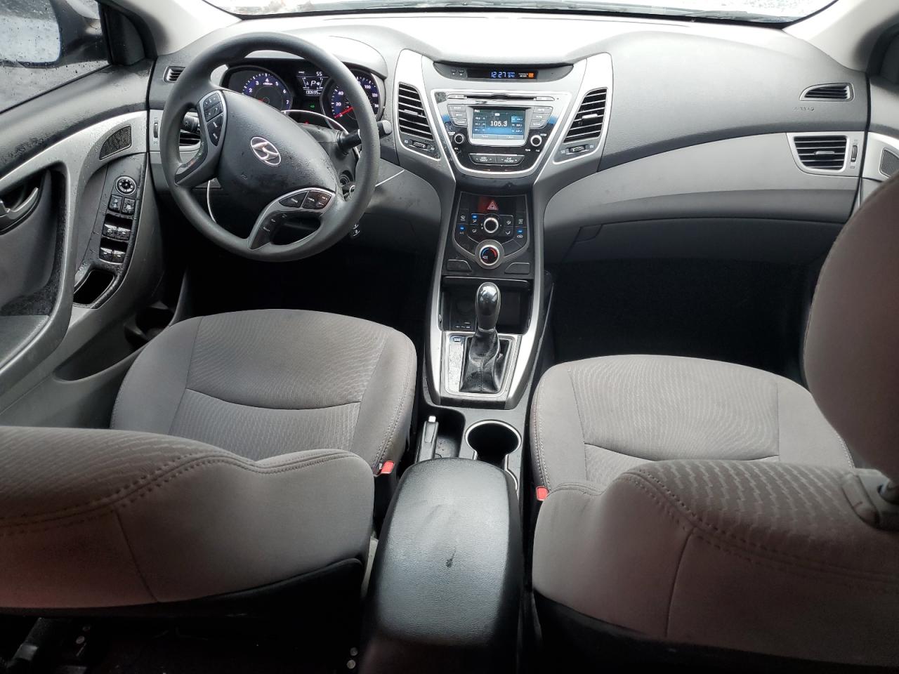 Hyundai Elantra 2015 — 9