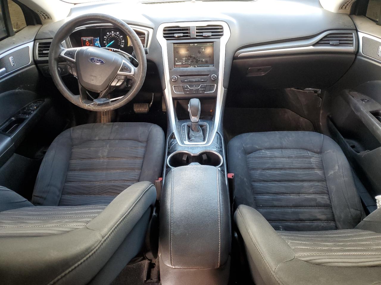 Ford Fusion 2016 — 9