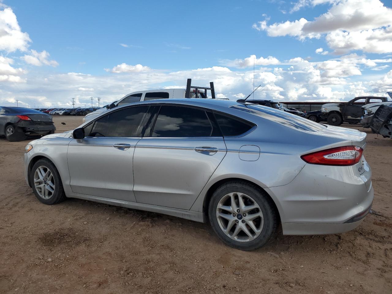 Ford Fusion 2016 — 3