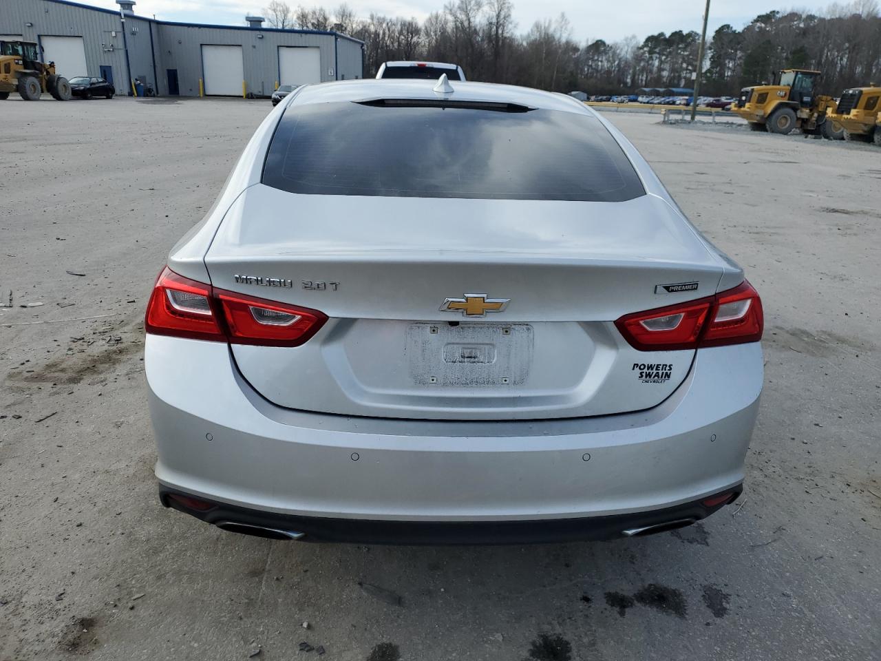 Chevrolet Malibu 2017 — 6