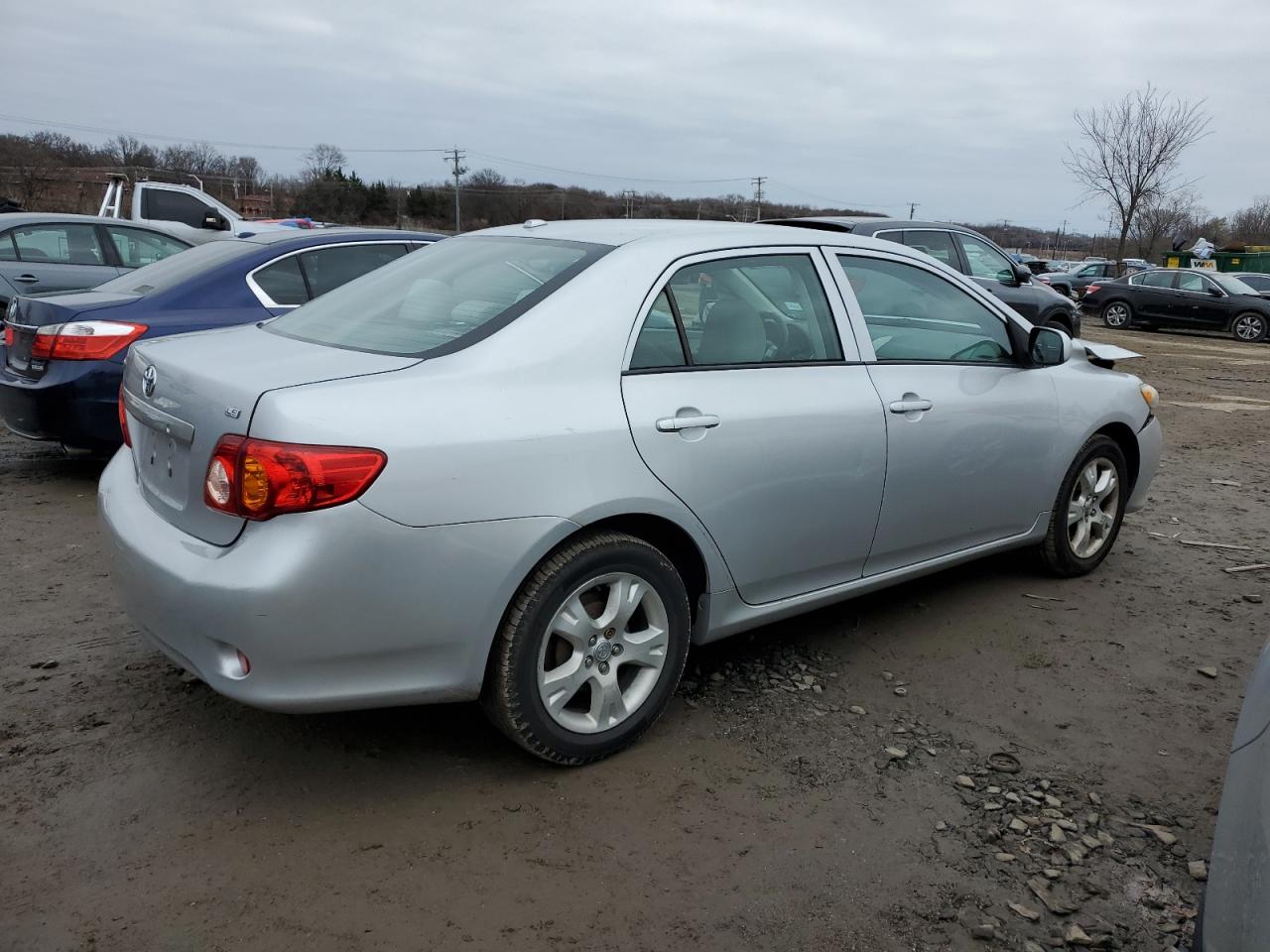 Toyota Corolla 2010 — 4