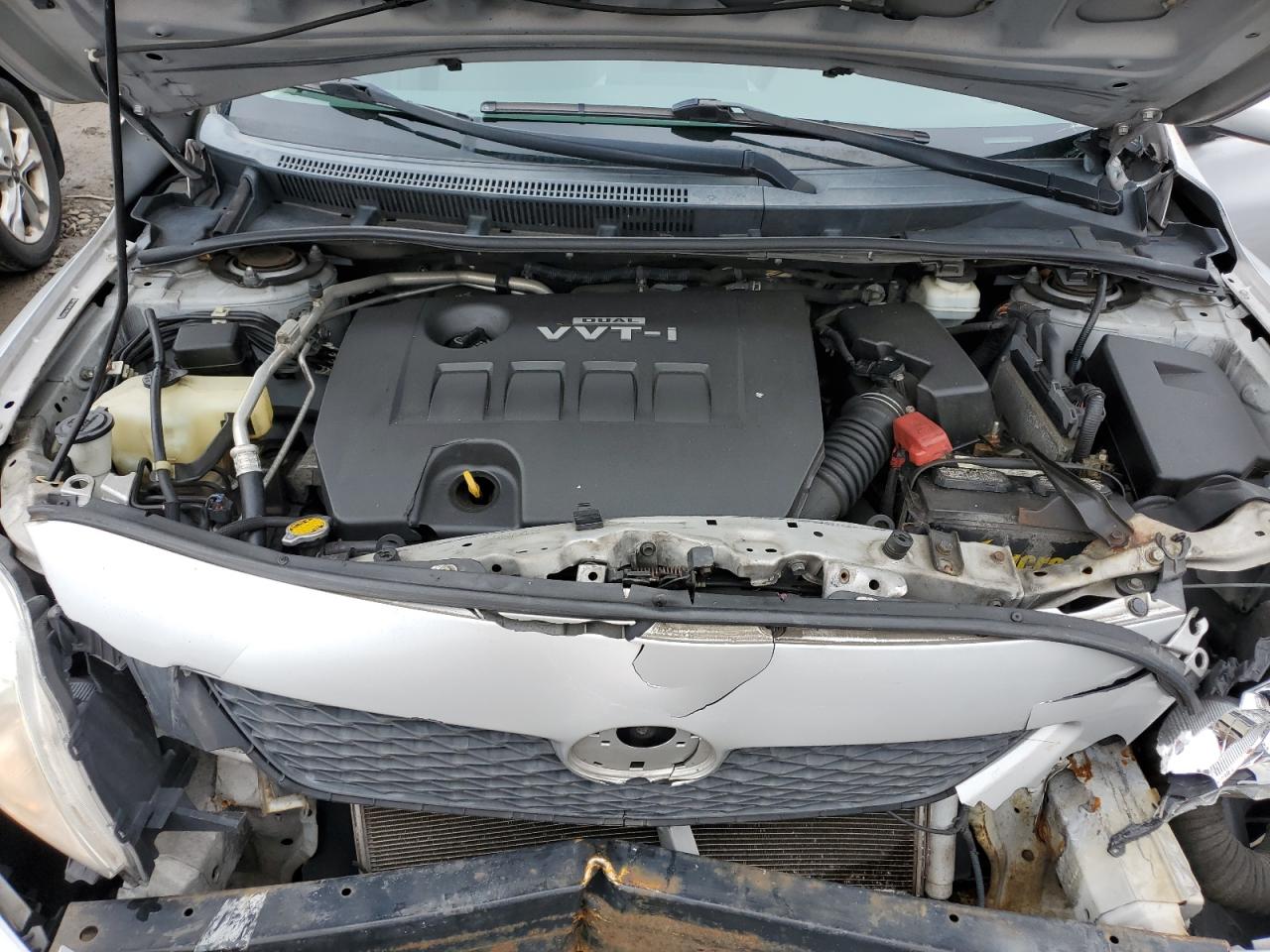 Toyota Corolla 2010 — 12