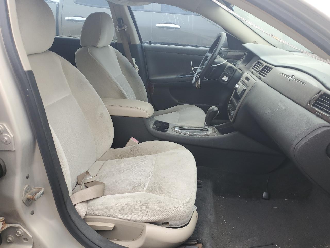 Chevrolet Impala 2012 — 8