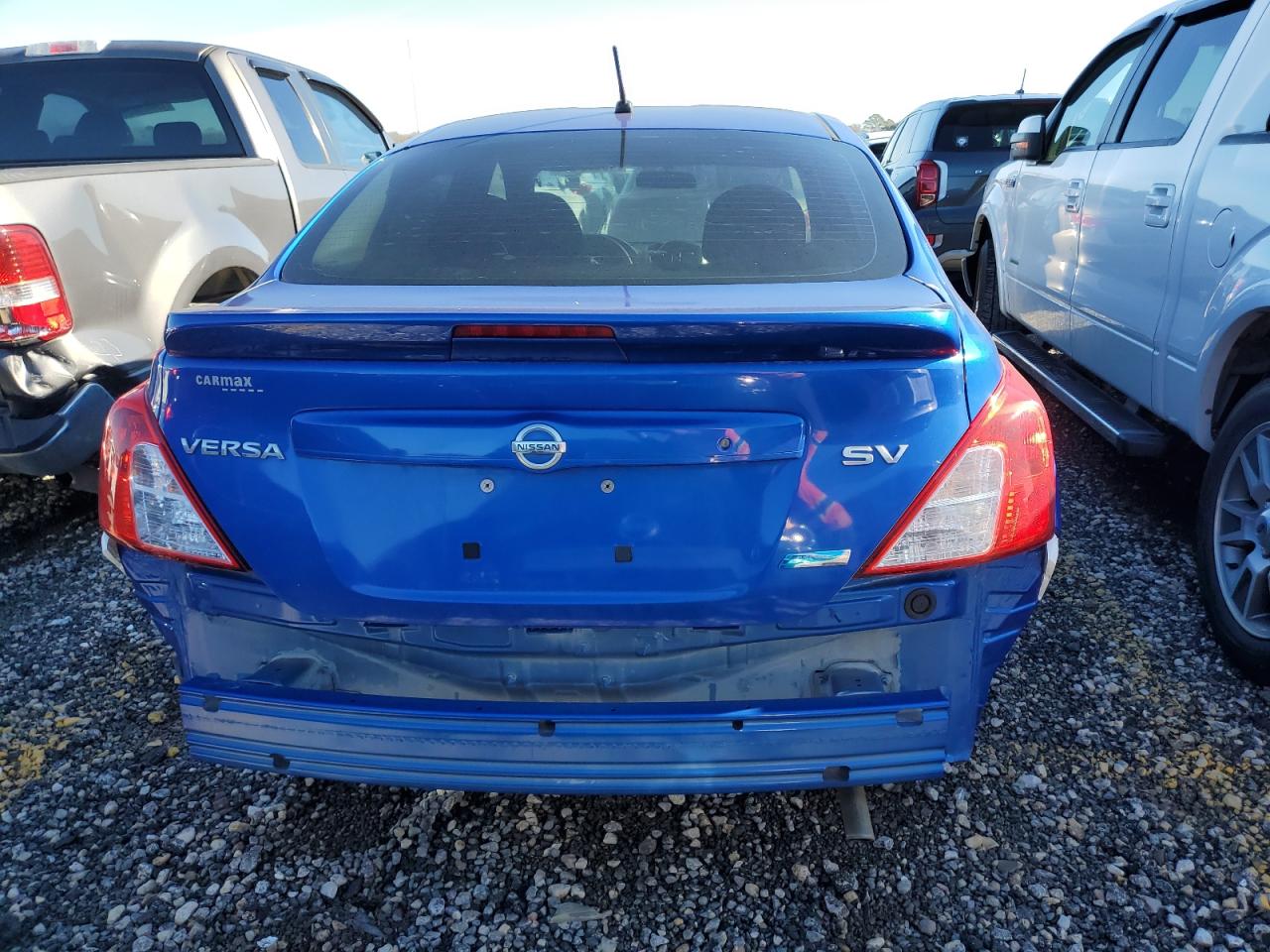 Nissan Versa 2015 — 7