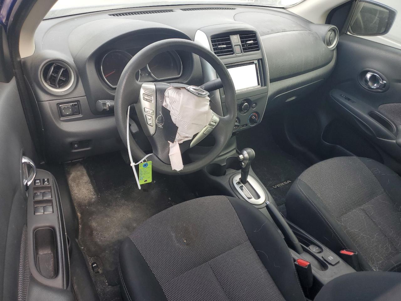 Nissan Versa 2015 — 9