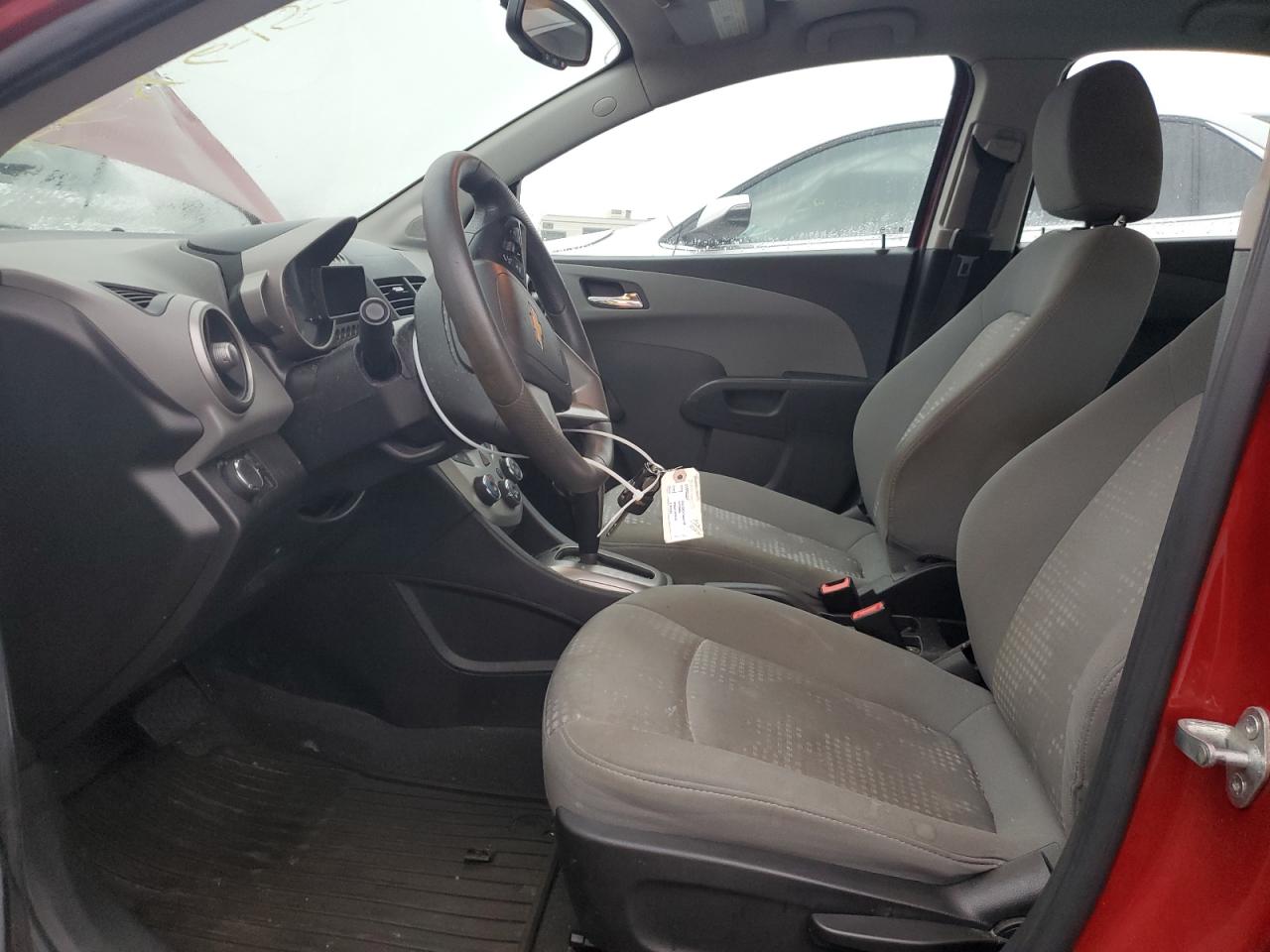 Chevrolet Sonic 2014 — 8