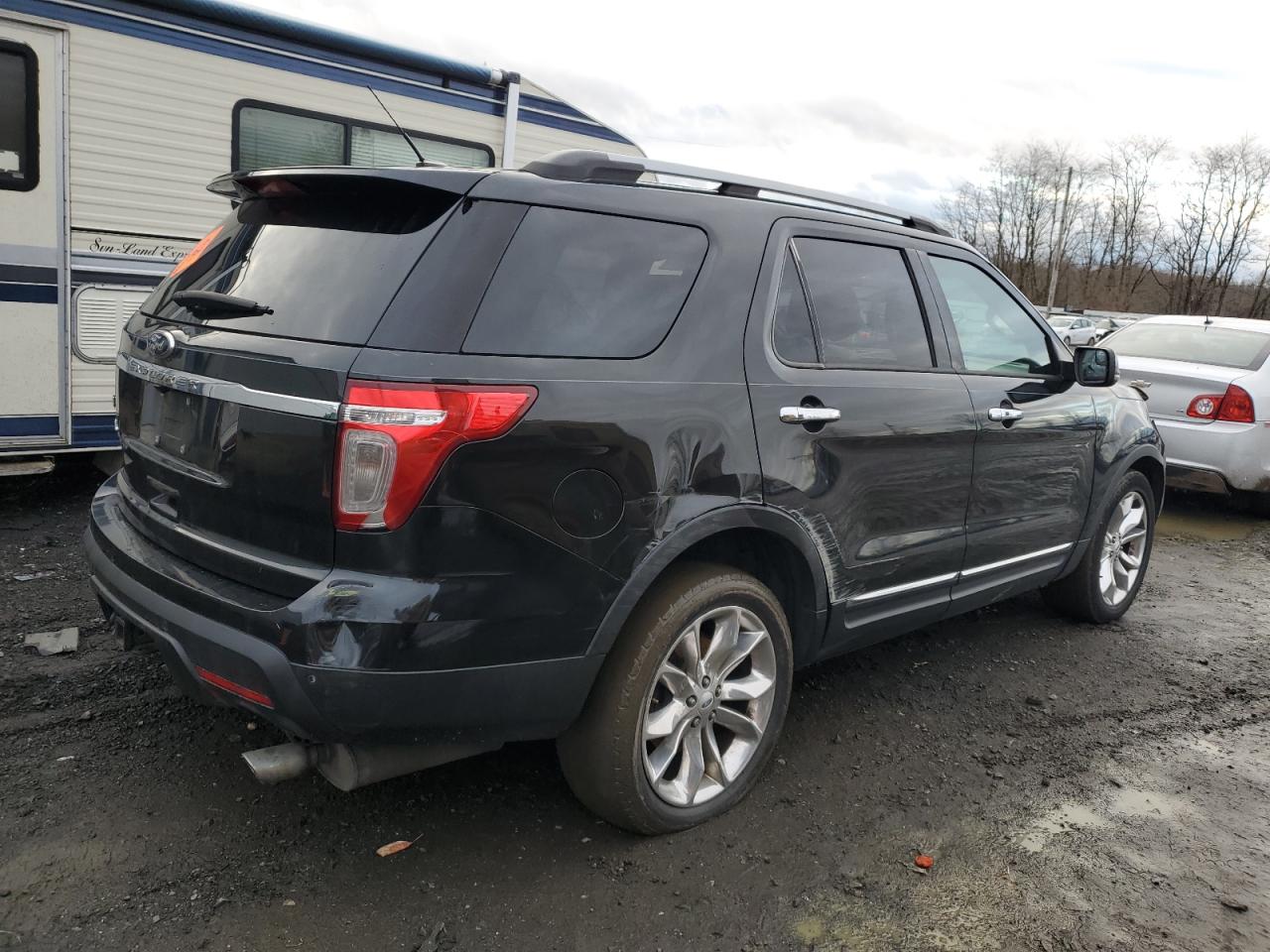 Ford Explorer 2013 — 4