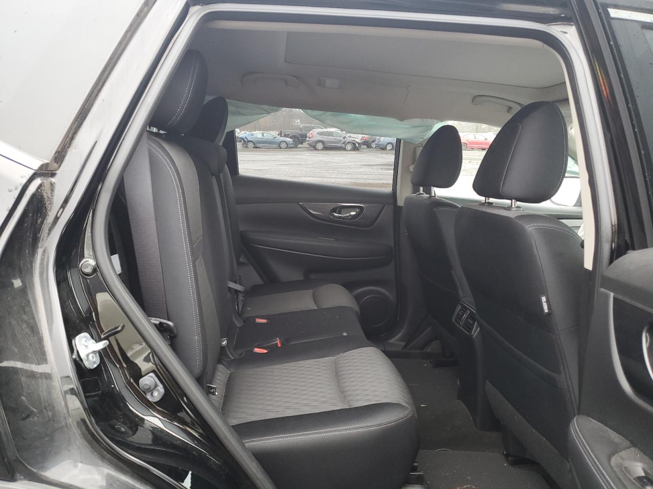 Nissan Rogue 2017 — 12