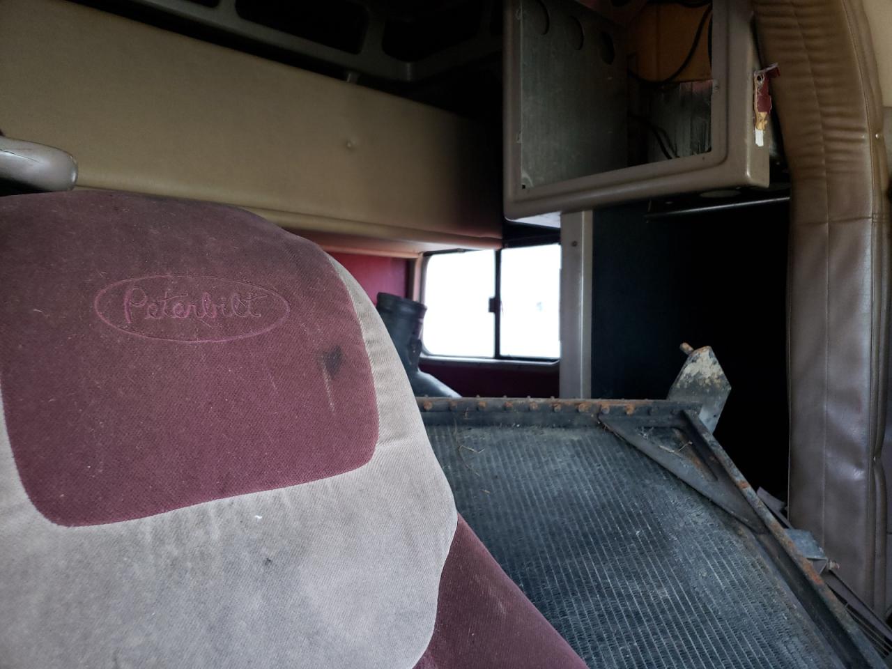 Peterbilt 379 2006 — 6