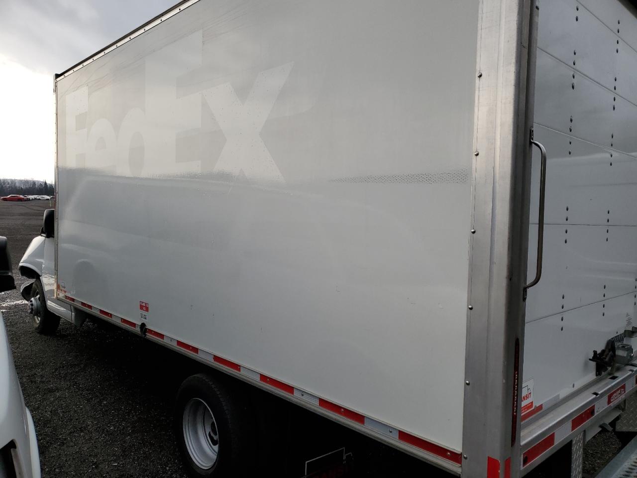 GMC Savana Cutaway G3500 2019 — 3