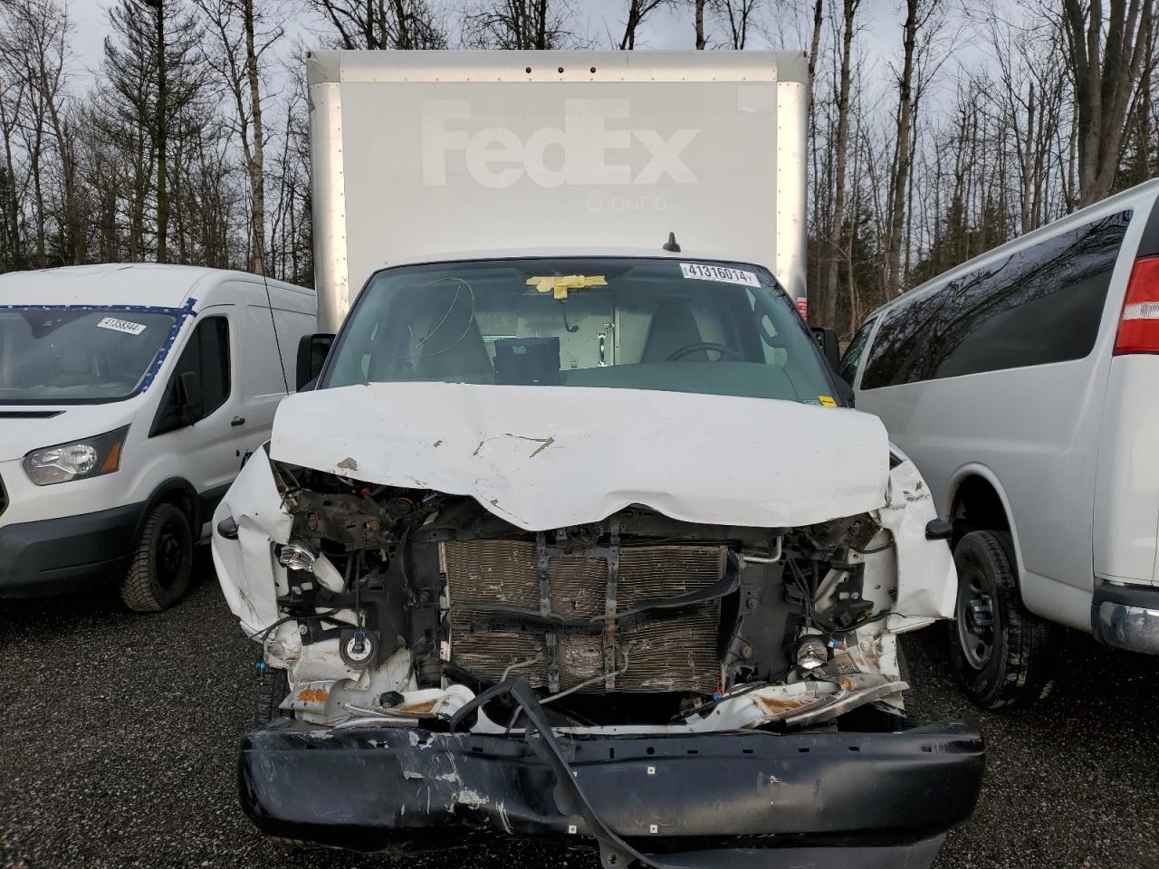 GMC Savana Cutaway G3500 2019 — 6