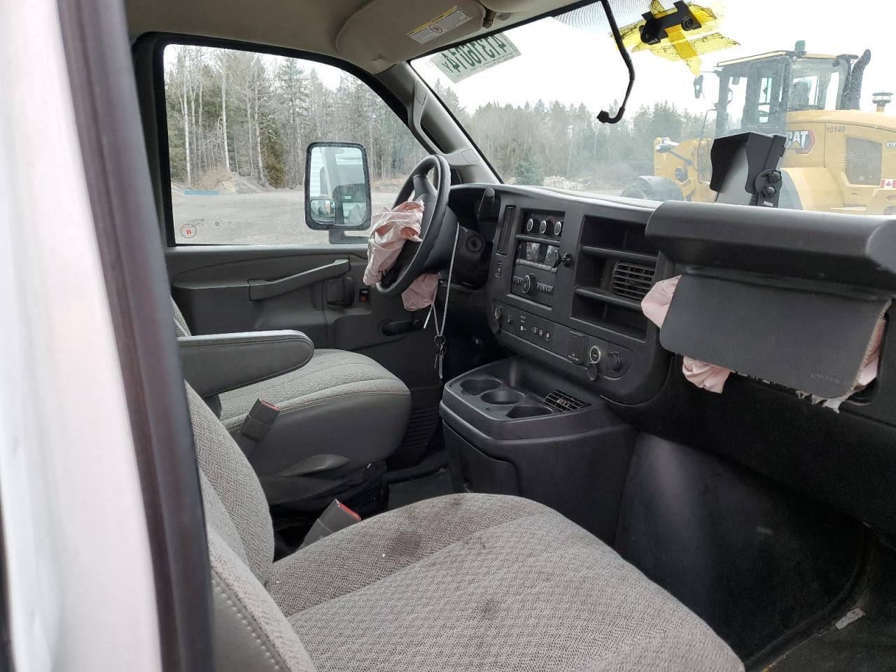 GMC Savana Cutaway G3500 2019 — 12