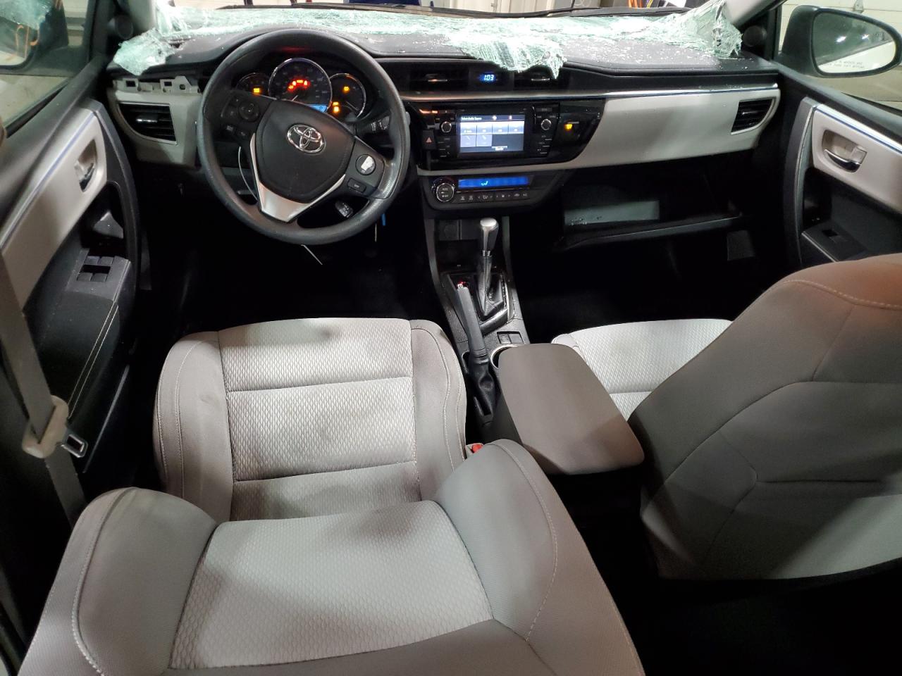 Toyota Corolla 2016 — 9
