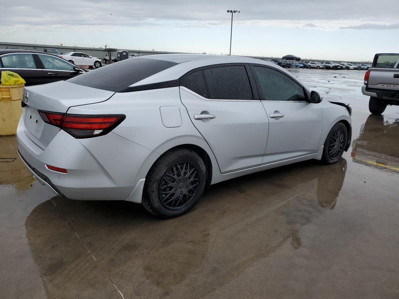 Nissan Sentra 2020 — 4