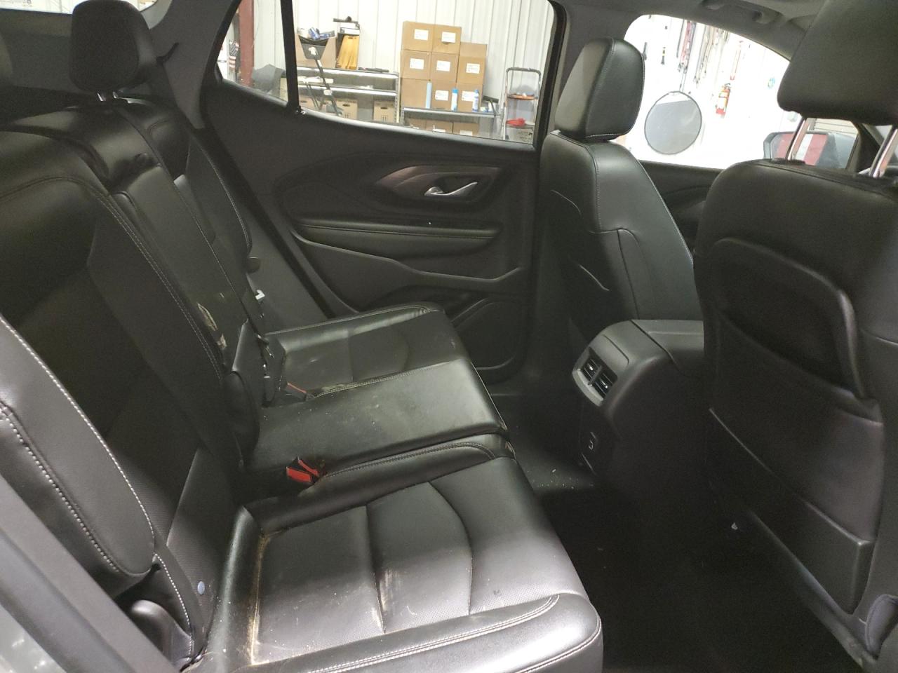 GMC Terrain 2023 — 11