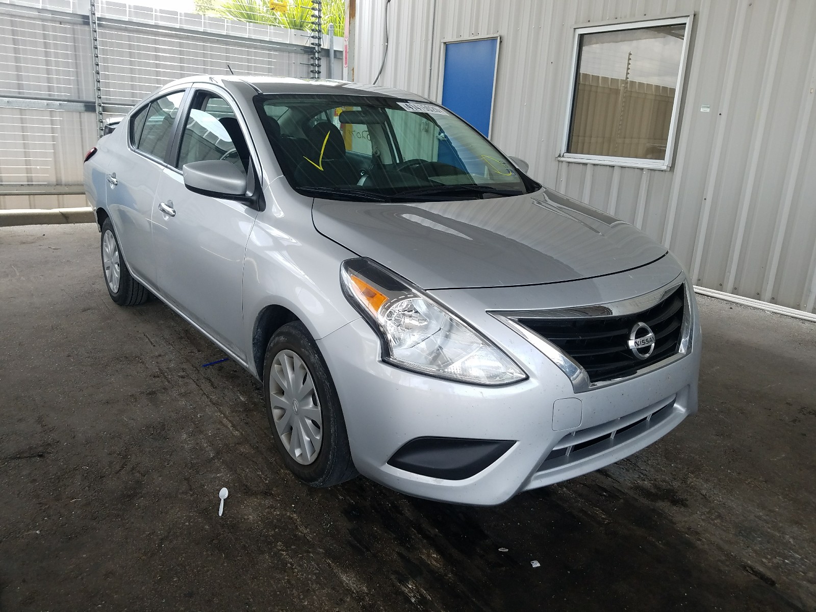 2018 NISSAN VERSA S