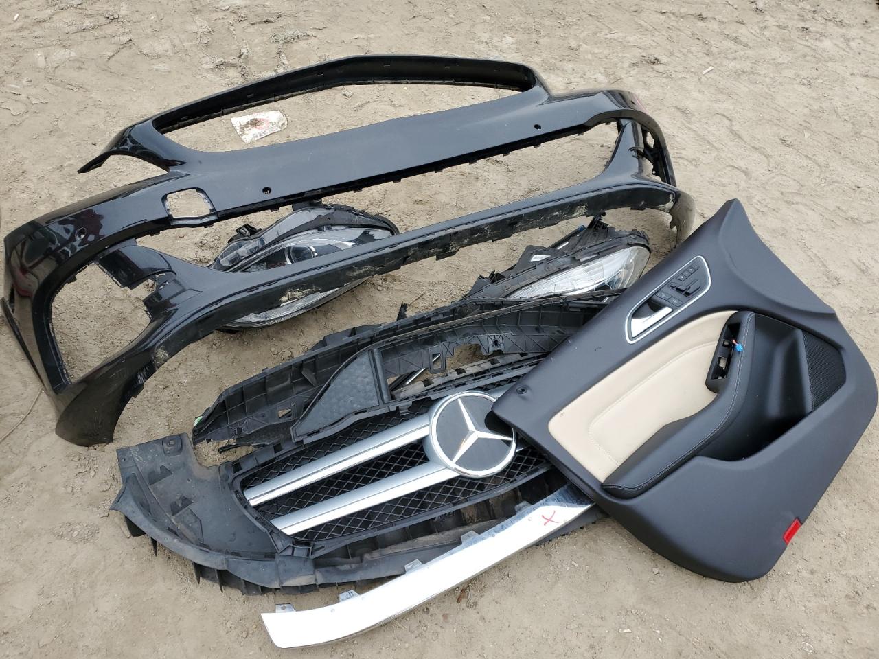 Mercedes-Benz B 2014 — 14