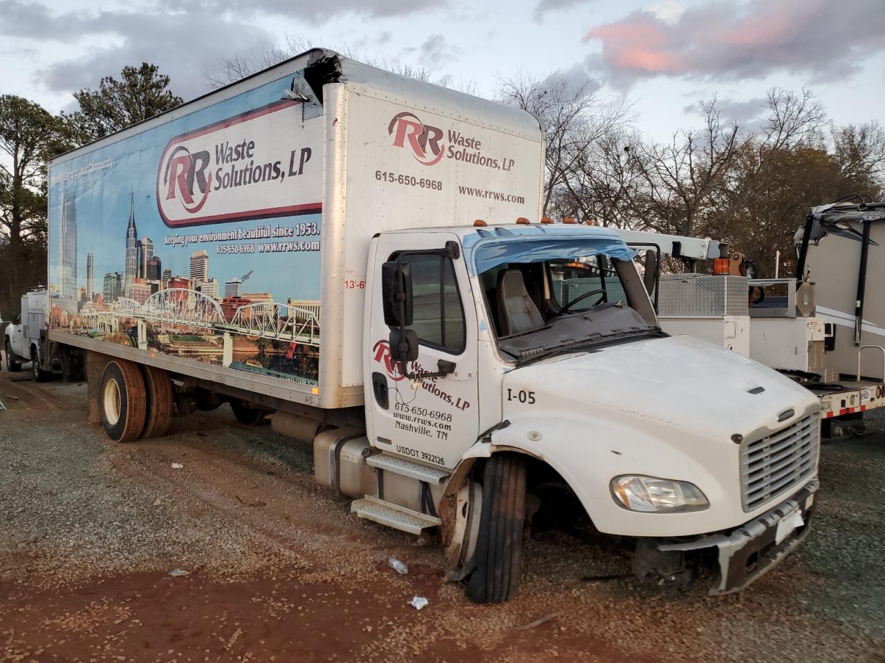 FREIGHTLINER M2 2012 — 2