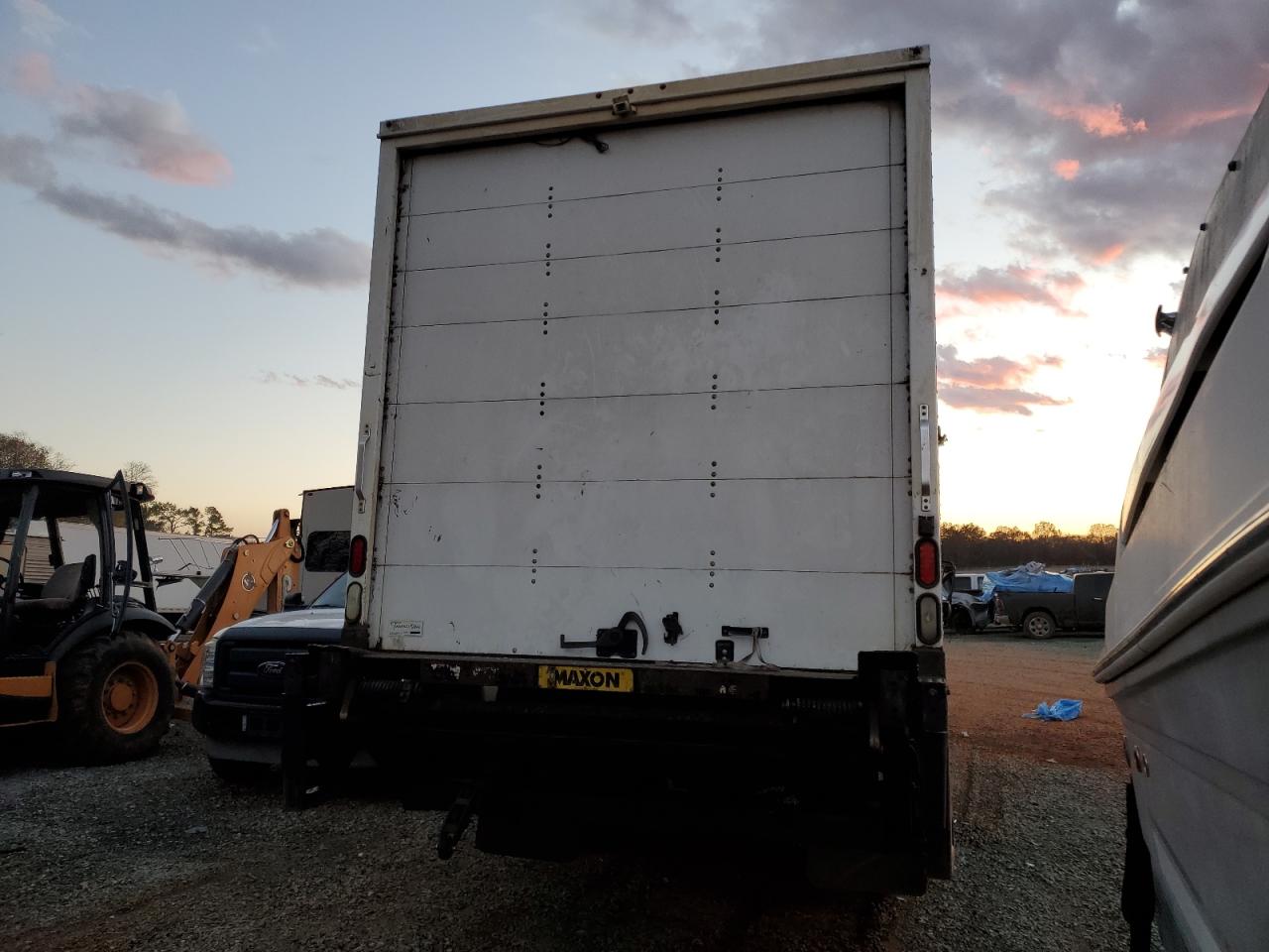 FREIGHTLINER M2 2012 — 5