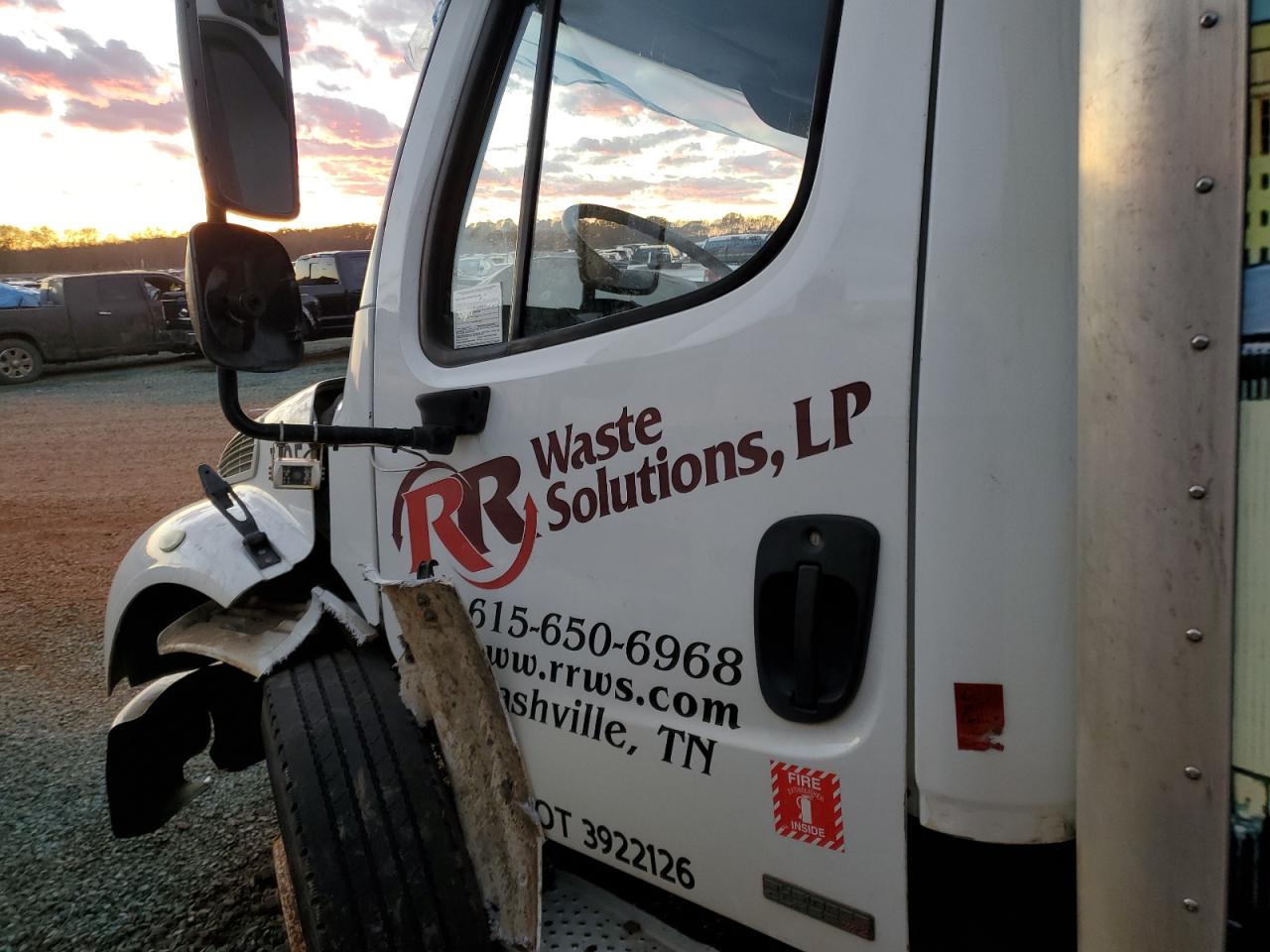 FREIGHTLINER M2 2012 — 11