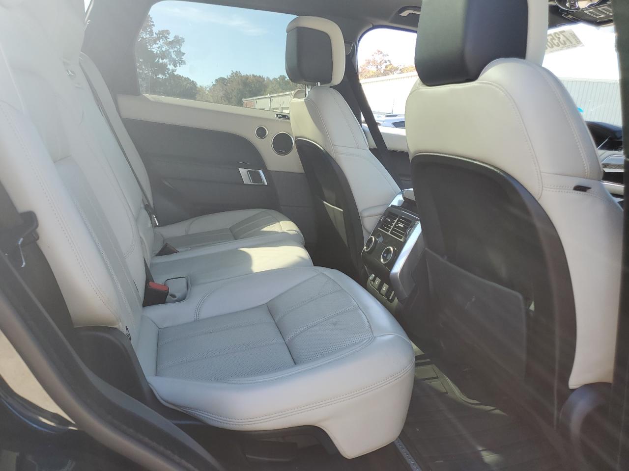 Land Rover Range Rover Sport 2021 — 12